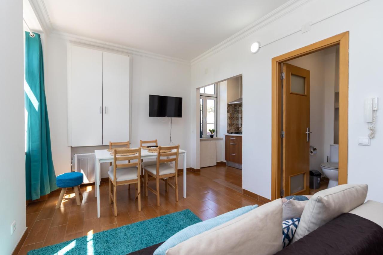 Apartment In Todi - Local Setubal