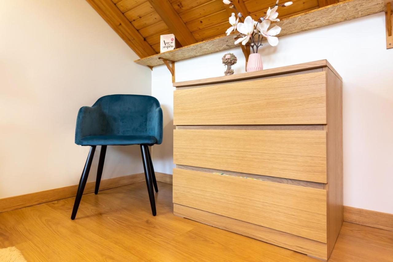 Apartment In Todi - Local *